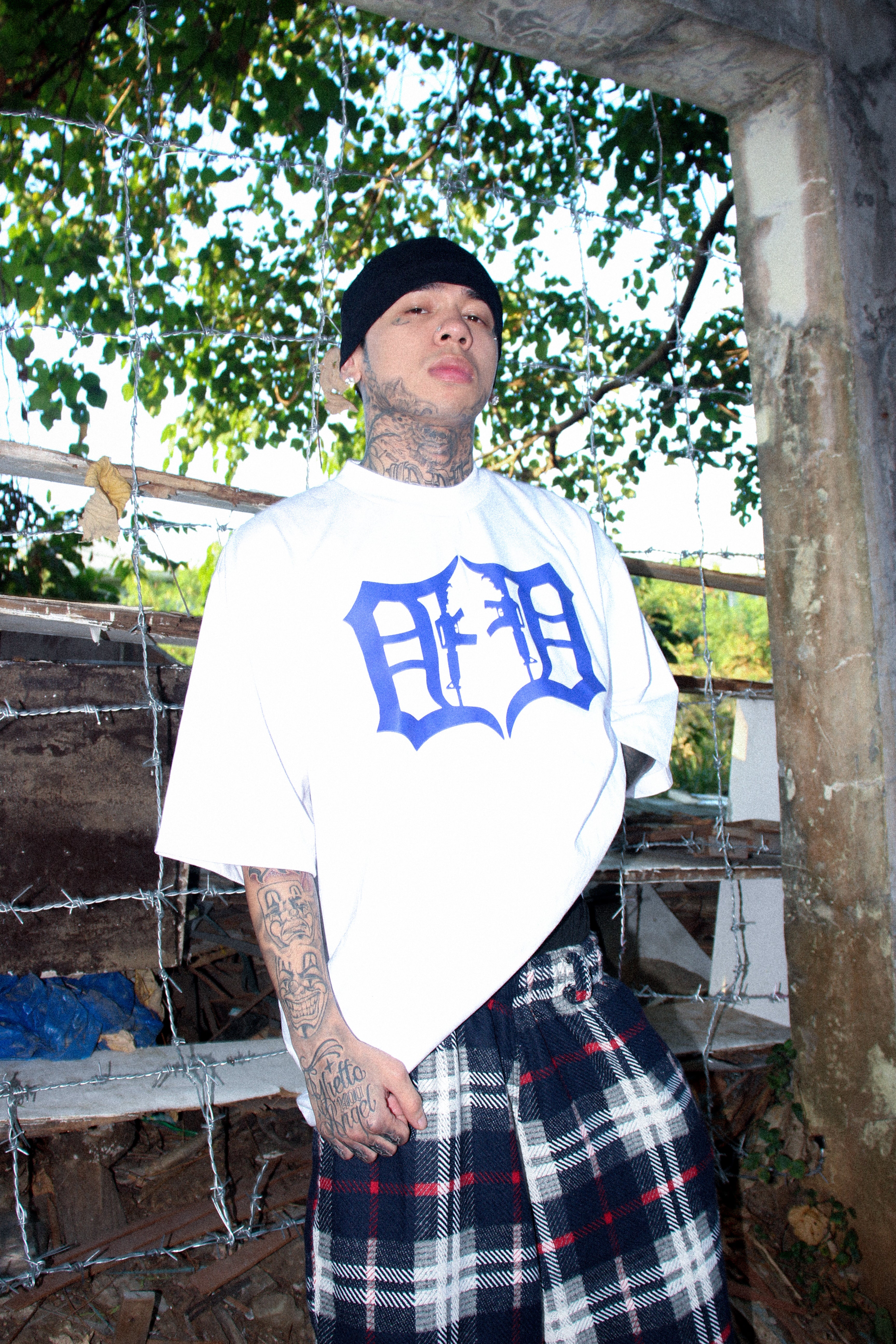 AZUL CALIBER CREWNECK TEE