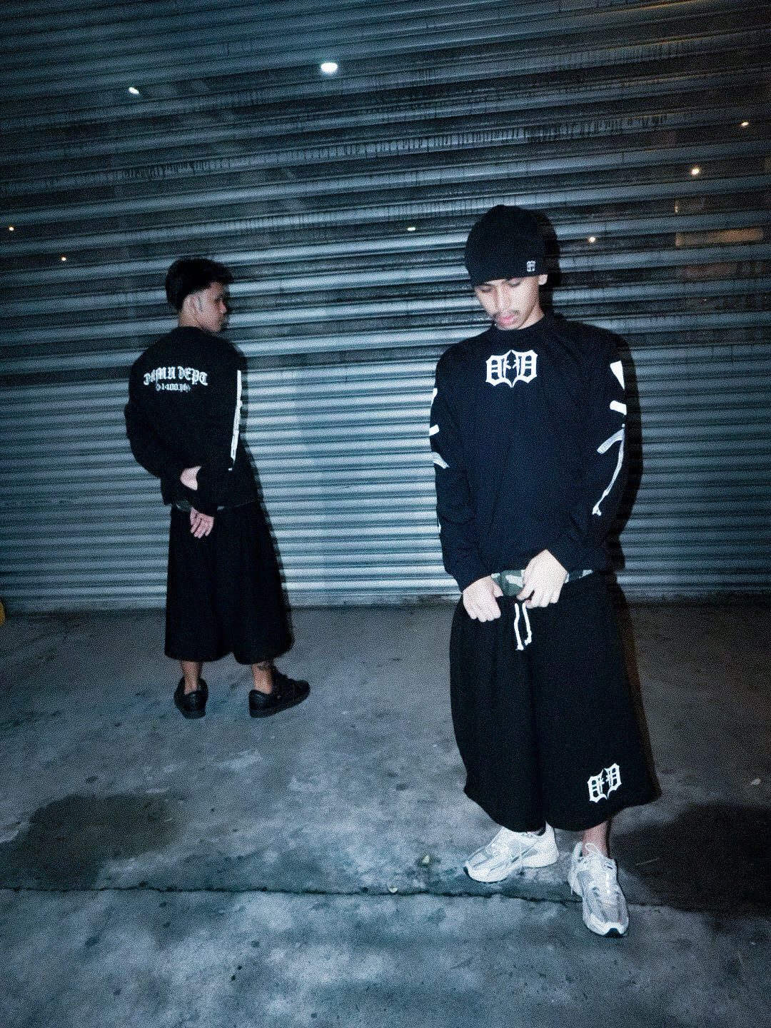 AK-47 CREWNECK LONGSLEEEVE